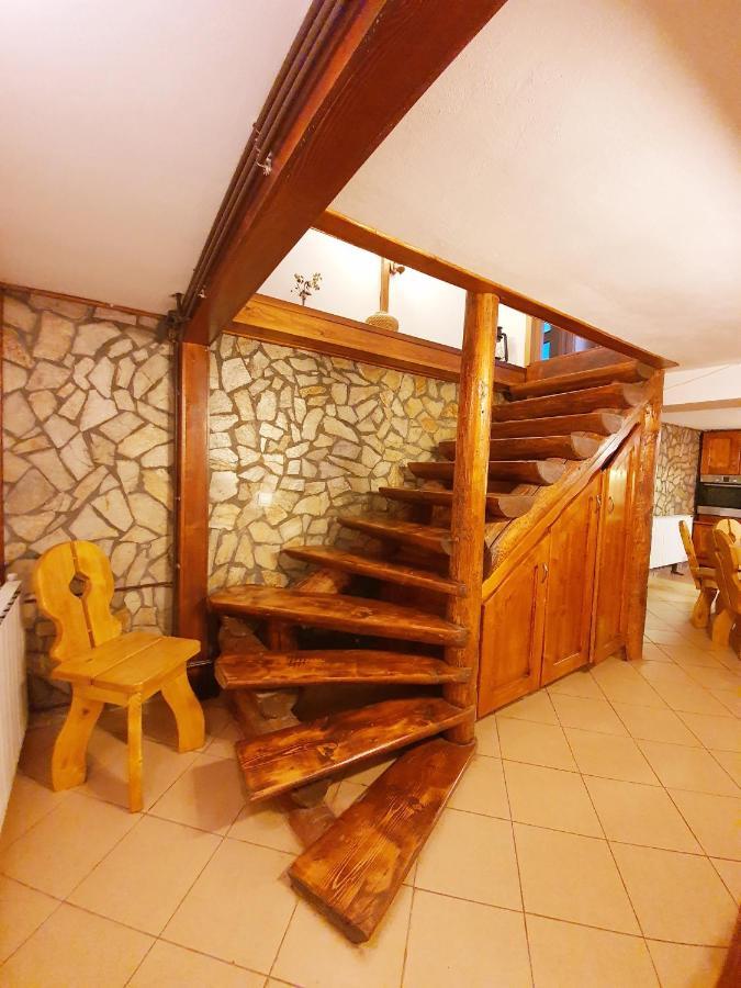Villa Casa Cerbul Fundata Exterior foto